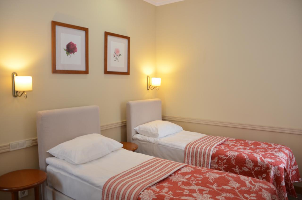 Premier Hotel Почаев Экстерьер фото
