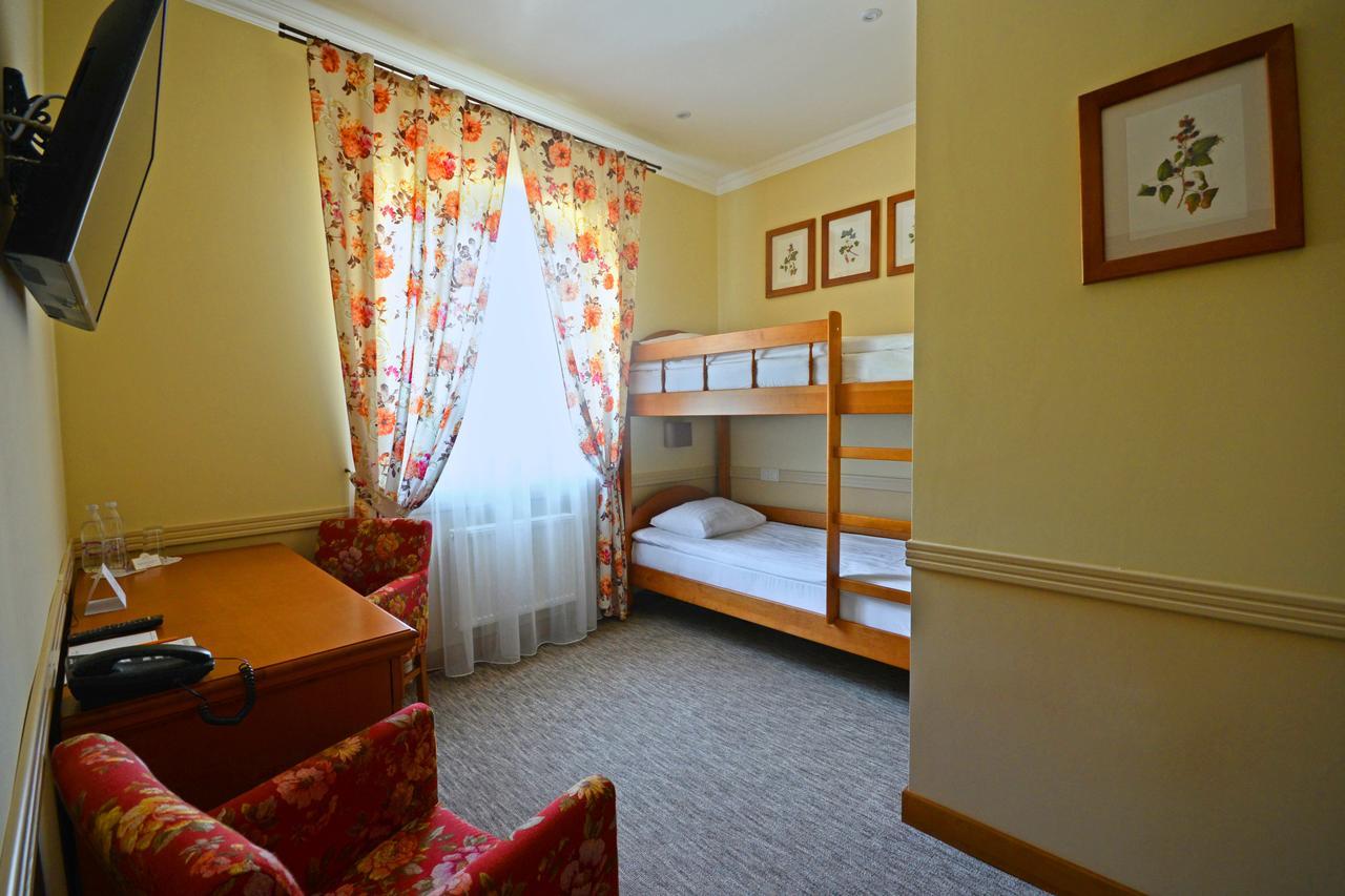 Premier Hotel Почаев Экстерьер фото